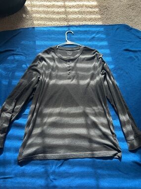croft & barrow Men's Long Sleeve Henley Shirt in Charcoal